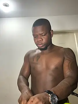 Snapshot of feliipehot chatting on 10-10-25, 06:40 feliipehot online show from 10-10-25, 06:40