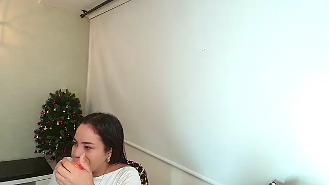  Victoria Collins online show from 11-29-25, 10:40