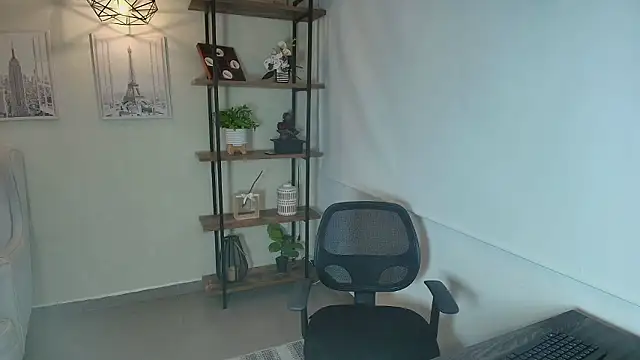  Victoria Collins online show from 03-21-26, 11:37