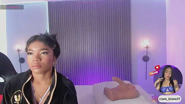 Snapshot of ciara_blake chatting on 02-05-26, 11:59 ciara blake online show from 02-05-26, 11:59