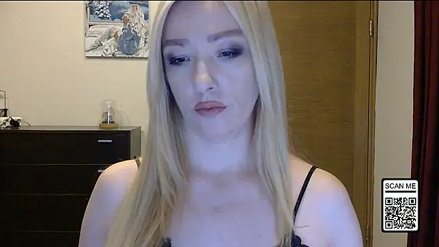 Wild Silk Desire online show from 10-27-25, 02:32