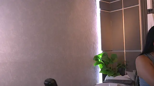 Susan wall online show from 04-14-26, 01:50