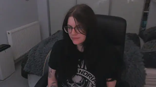 Snapshot of GothSuccubusBabe chatting on 06-03-26, 10:59 GothSuccubusBabe online show from 06-03-26, 10:59