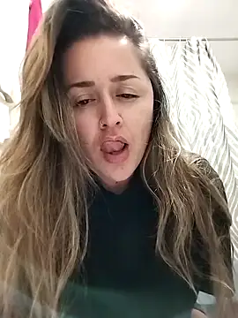 Snapshot of IvannaDivina chatting on 03-21-25, 09:12 IvannaDivina online show from 03-21-25, 09:12