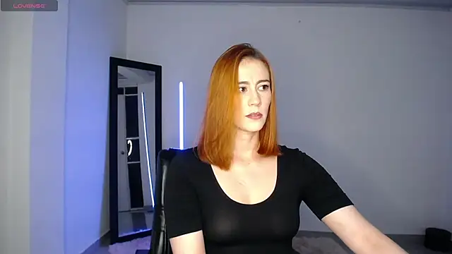 Snapshot of ANASTASIA_DOLL8 chatting on 11-27-25, 10:45 ANASTASIA DOLL8 online show from 11-27-25, 10:45