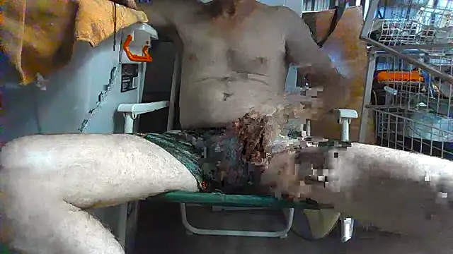 Snapshot of Lovyourpuss chatting on 02-06-26, 12:48 Lovyourpuss online show from 02-06-26, 12:48