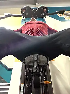 Snapshot of CloudyMuscleBeefy chatting on 01-15-26, 12:48 CloudyMuscleBeefy online show from 01-15-26, 12:48