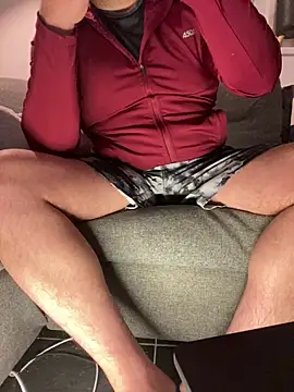 Snapshot of CloudyMuscleBeefy chatting on 03-10-26, 12:04 CloudyMuscleBeefy online show from 03-10-26, 12:04