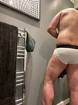 Snapshot of CloudyMuscleBeefy chatting on 03-30-26, 07:26 CloudyMuscleBeefy online show from 03-30-26, 07:26