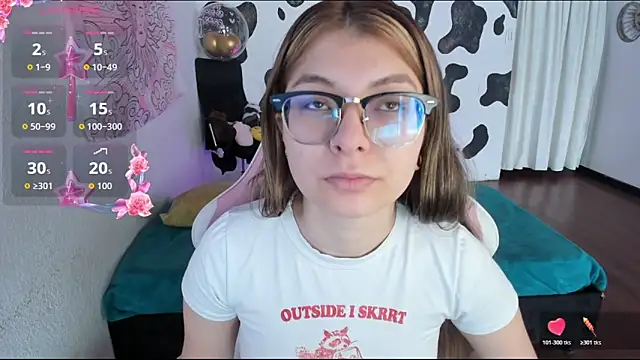 Snapshot of abbie_jensen_ chatting on 12-19-25, 04:58 abbie jensen online show from 12-19-25, 04:58