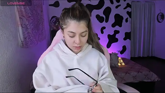 Snapshot of abbie_jensen_ chatting on 01-16-26, 05:11 abbie jensen online show from 01-16-26, 05:11