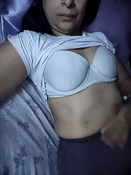 Snapshot of vamuke79 chatting on 01-19-26, 09:57 vamuke79 online show from 01-19-26, 09:57