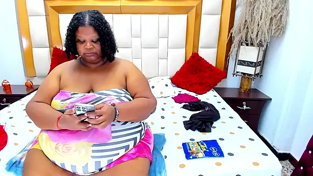 Exoticbigmandy online show from 03-08-25, 05:33