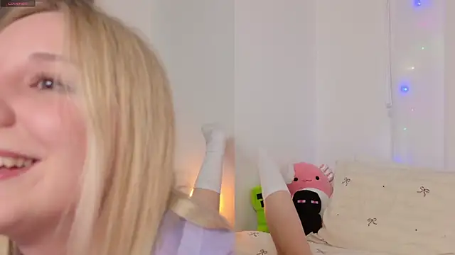 Snapshot of SabrinaRosed chatting on 10-04-25, 04:38 SabrinaRosed online show from 10-04-25, 04:38
