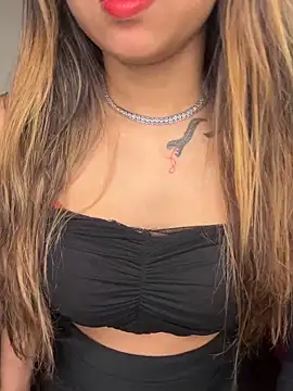 Scarlett 1819 online show from 04-14-26, 05:08