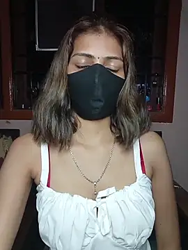 Isha Sax online show from 11-24-25, 07:02