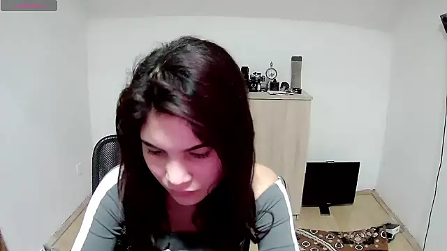 MalloryMyers online show from 12-04-25, 08:39