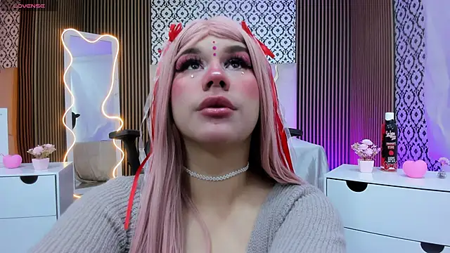 Snapshot of ocean_tay chatting on 09-28-25, 12:10 ocean tay online show from 09-28-25, 12:10