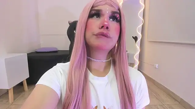 Snapshot of ocean_tay chatting on 09-30-25, 12:32 ocean tay online show from 09-30-25, 12:32