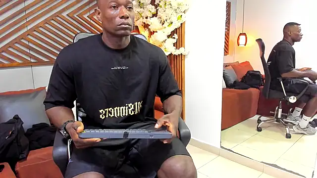 MarcusBlack  online show from 11-14-25, 11:42