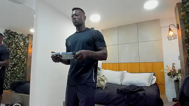 Snapshot of MarcusBlack_ chatting on 01-06-26, 11:47 MarcusBlack online show from 01-06-26, 11:47