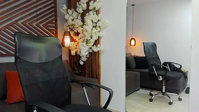 Snapshot of MarcusBlack_ chatting on 02-12-26, 02:56 MarcusBlack online show from 02-12-26, 02:56