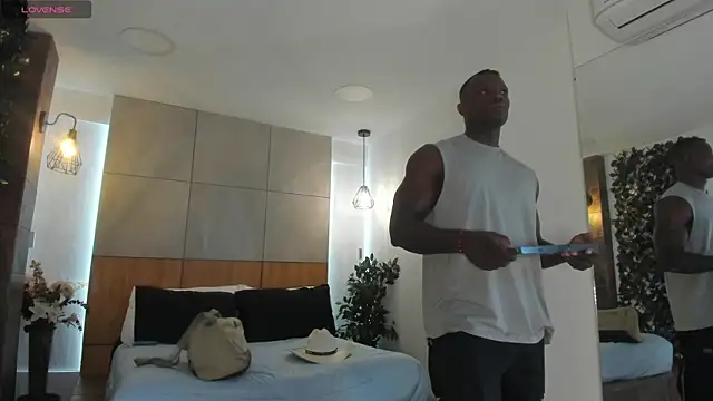 Snapshot of MarcusBlack_ chatting on 04-25-26, 12:19 MarcusBlack online show from 04-25-26, 12:19