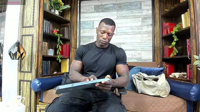 Snapshot of MarcusBlack_ chatting on 05-26-26, 12:12 MarcusBlack online show from 05-26-26, 12:12