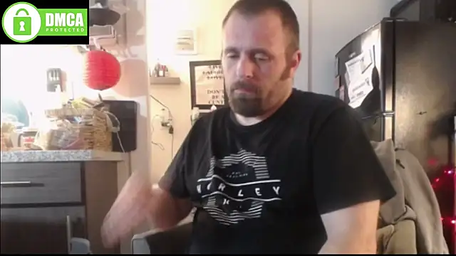 Snapshot of Thumper_ss chatting on 11-17-25, 11:10 Thumper ss online show from 11-17-25, 11:10