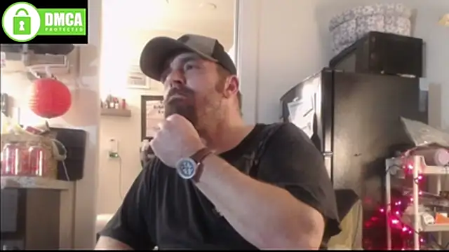 Snapshot of Thumper_ss chatting on 11-21-25, 06:39 Thumper ss online show from 11-21-25, 06:39