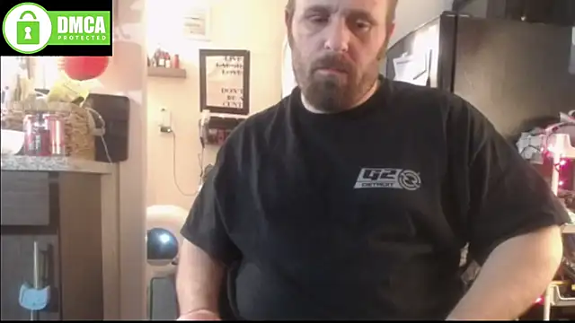 Snapshot of Thumper_ss chatting on 11-25-25, 12:43 Thumper ss online show from 11-25-25, 12:43