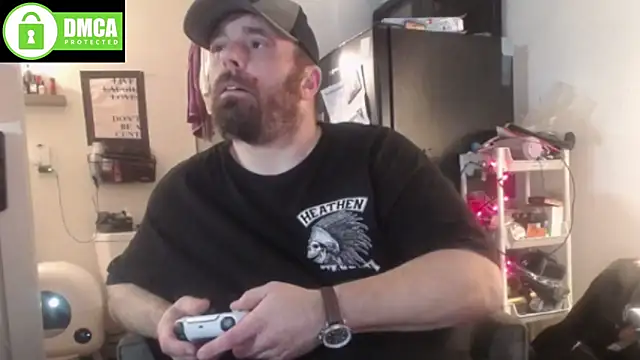 Snapshot of Thumper_ss chatting on 12-03-25, 07:56 Thumper ss online show from 12-03-25, 07:56