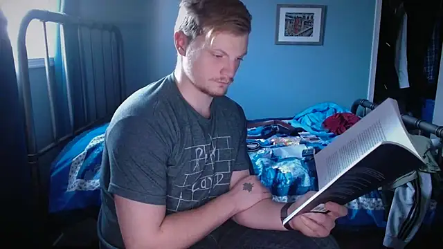 Snapshot of lustylyndon chatting on 02-02-26, 04:17 lustylyndon online show from 02-02-26, 04:17