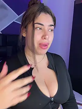 jazminslut online show from 05-17-26, 03:37