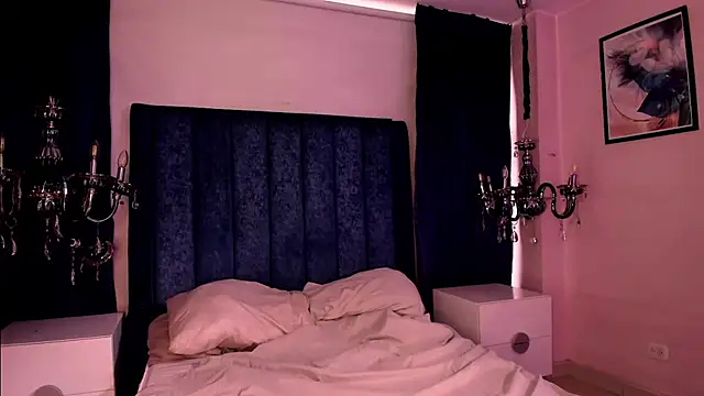 Snapshot of Anittatoro_ chatting on 11-20-25, 07:24 Anittatoro online show from 11-20-25, 07:24