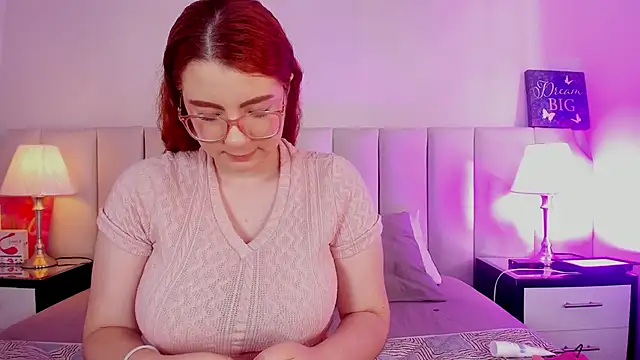 lizy portman online show from 09-25-25, 07:17