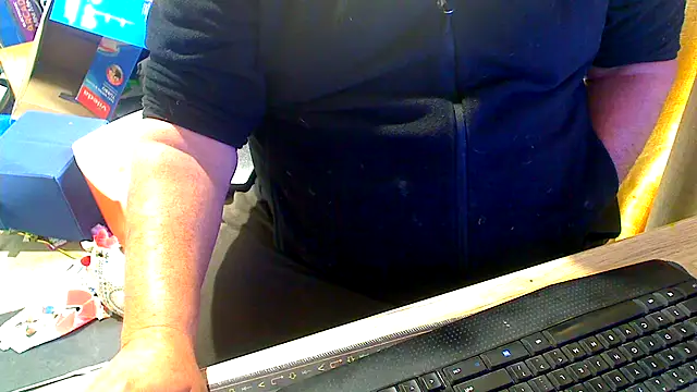 latexsub75 online show from 07-26-26, 11:11