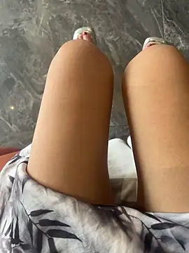 xiaoyuan01 online show from 09-14-25, 01:38