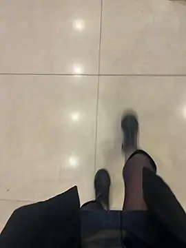 xiaoyuan01 online show from 11-10-25, 03:27