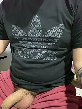 Snapshot of uto857 chatting on 09-19-25, 02:07 uto857 online show from 09-19-25, 02:07