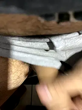 Snapshot of uto857 chatting on 10-02-25, 01:51 uto857 online show from 10-02-25, 01:51