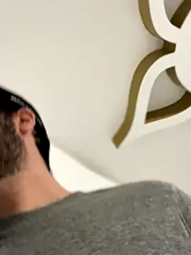 Snapshot of uto857 chatting on 01-07-26, 03:47 uto857 online show from 01-07-26, 03:47