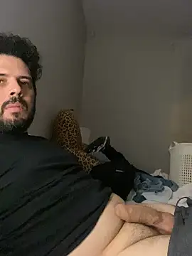 Snapshot of uto857 chatting on 01-16-26, 01:53 uto857 online show from 01-16-26, 01:53