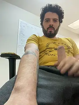 Snapshot of uto857 chatting on 02-23-26, 09:56 uto857 online show from 02-23-26, 09:56