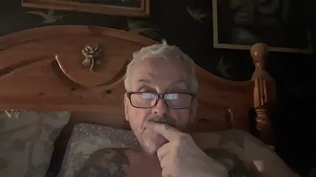 poggles online show from 03-18-26, 08:34