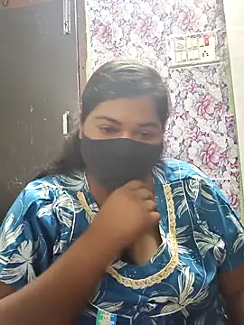 Liyaa 24 online show from 04-01-26, 07:31