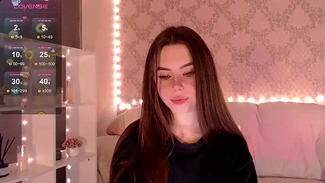 Snapshot of HolyMiax chatting on 11-06-25, 03:29 HolyMiax online show from 11-06-25, 03:29