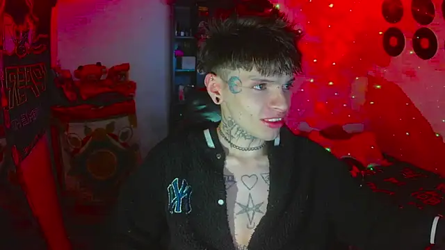 Snapshot of prince_x_dark chatting on 09-09-25, 02:44 prince x dark online show from 09-09-25, 02:44