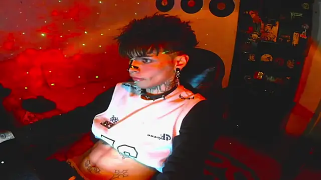 Snapshot of prince_x_dark chatting on 10-16-25, 05:08 prince x dark online show from 10-16-25, 05:08