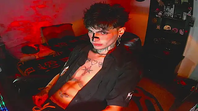 Snapshot of prince_x_dark chatting on 10-19-25, 05:08 prince x dark online show from 10-19-25, 05:08